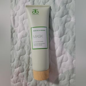 Arbonne rescue and renew detox face mask
